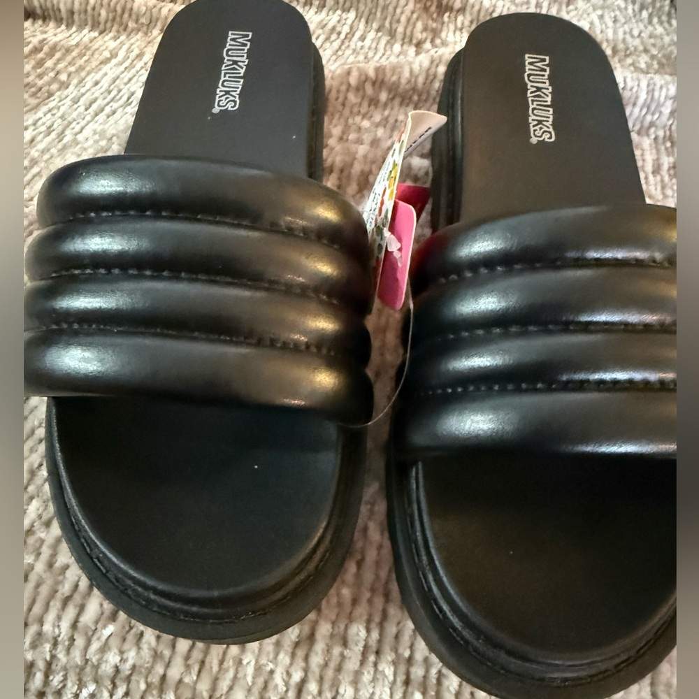 Muk Luks Black Platform Wavy Chunky Slide Sandals Y2K Women’s Size 9. B